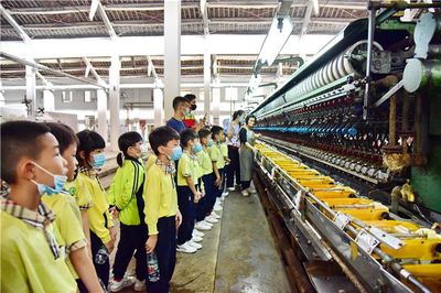 豪車駛入古韻廠區，親子研學融匯絲路文化——佛山南海絲廠汽車4S店特色親子活動紀實